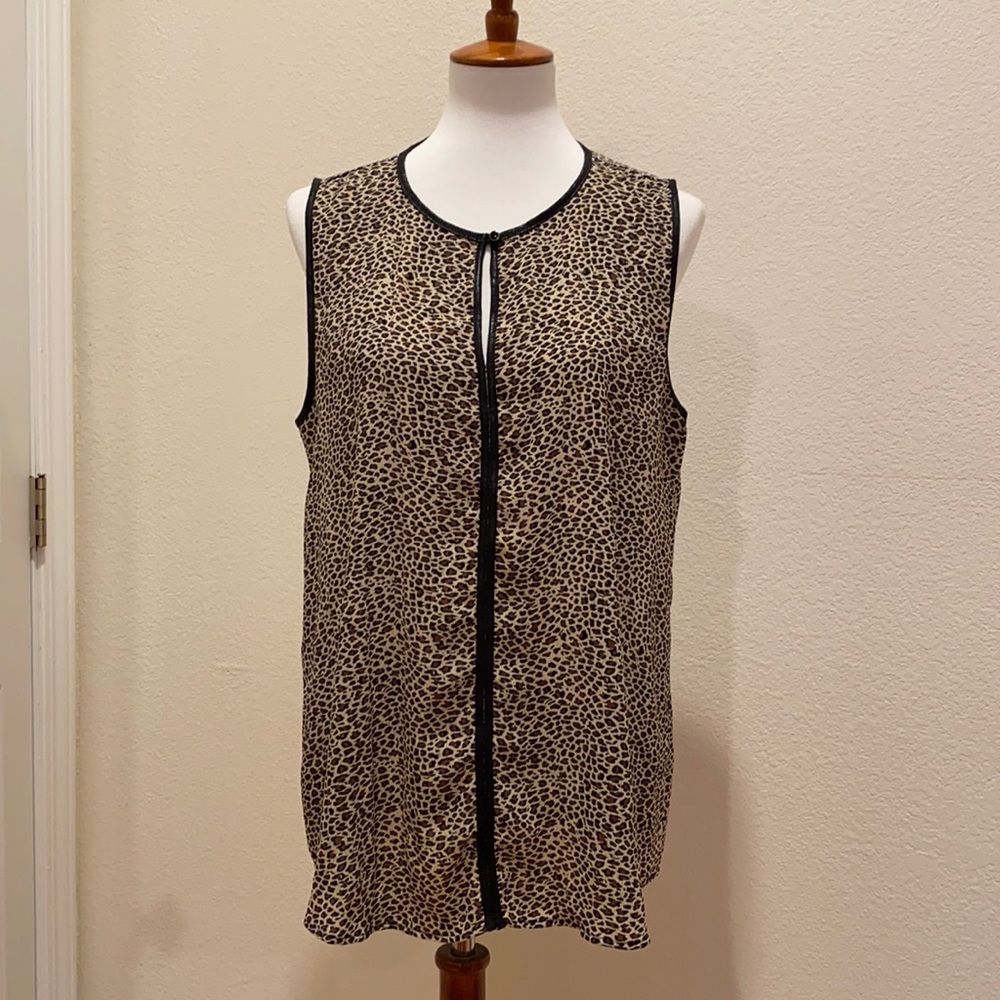 Animal print top